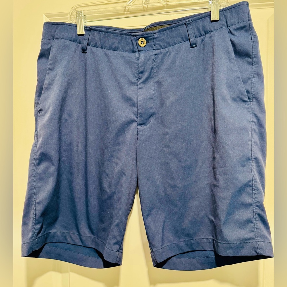 Under Armour Men's Navy‎ Heat Gear Flat Front Shorts